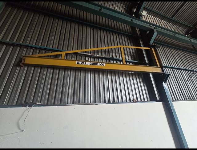 1,600M² WAREHOUSE TO LET IN ANDERBOLT
